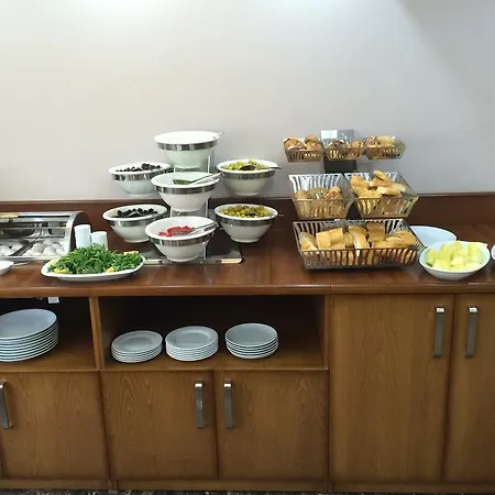 ホテル Cavusoglu Oteli 2*